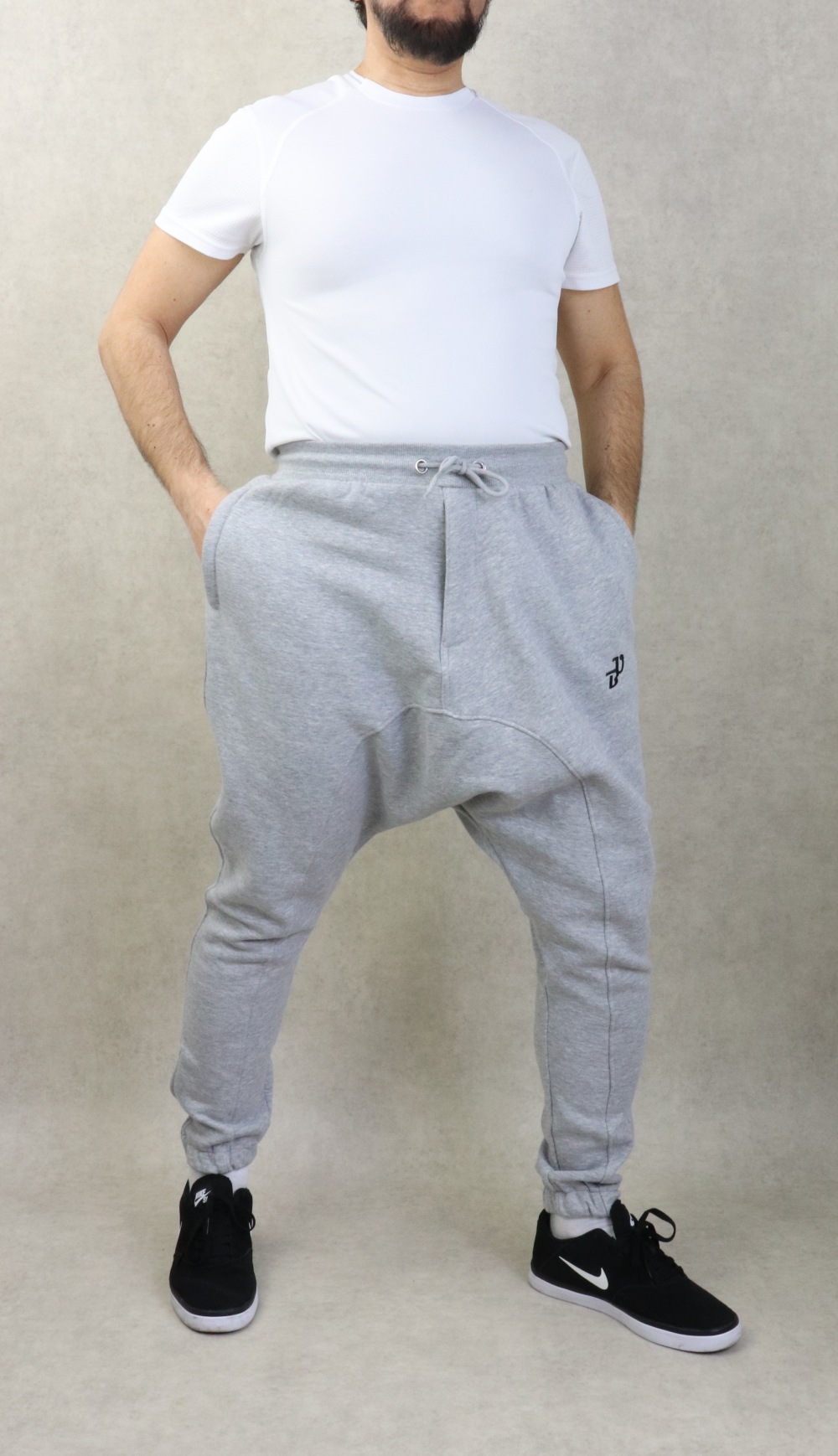 Pantalon jogging Sarouel léger pour homme poches zip blanches - Marque Best  Ummah - Couleur Bleu marine