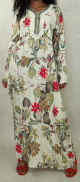 Robe d'interieur (gandoura) manches longues motifs fleurs pour femme-couleur vert et rouge sur fond blanc casse